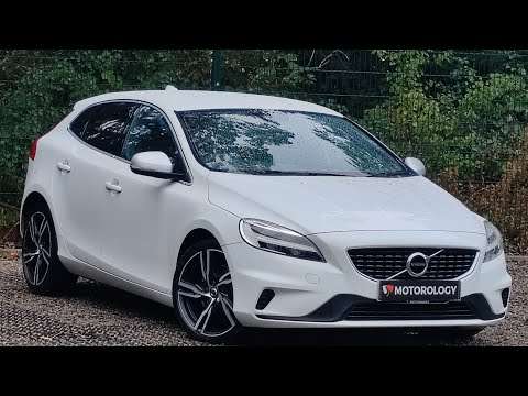 2017 VOLVO V40