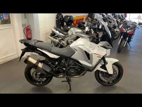 2015 KTM 1290 SUPER ADVENTURE S 19