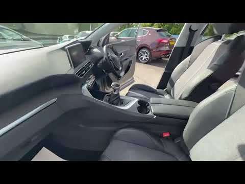 2020 PEUGEOT 5008