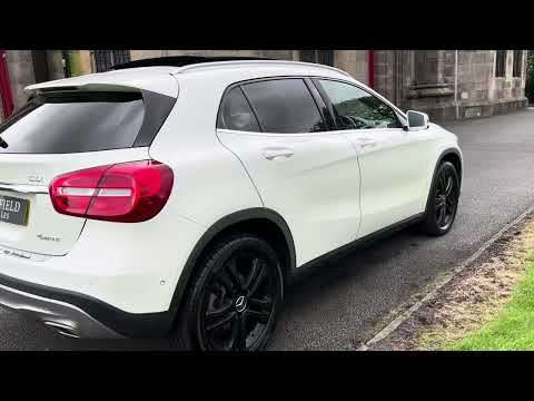 2015 MERCEDES-BENZ GLA