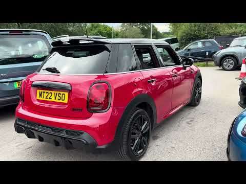 2022 MINI HATCH