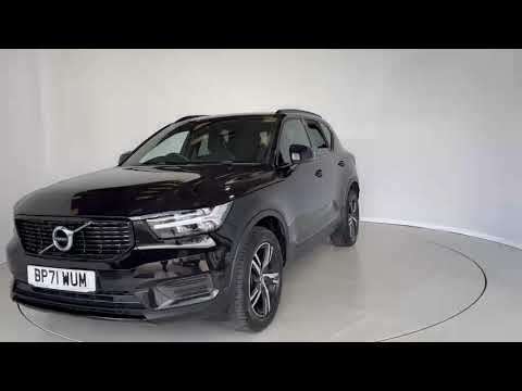 2022 VOLVO XC40