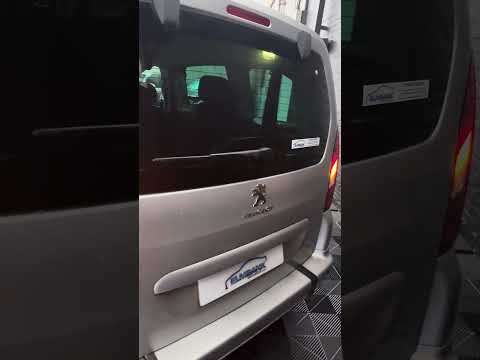 2017 PEUGEOT PARTNER TEPEE