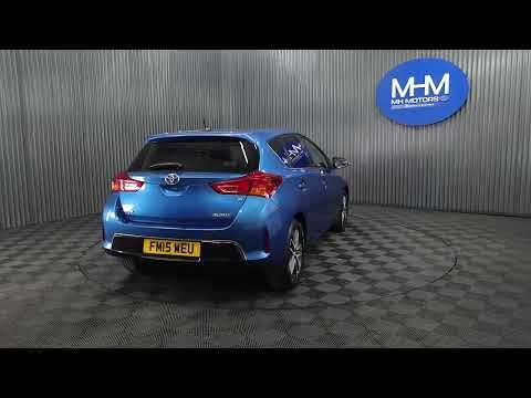 2015 TOYOTA AURIS