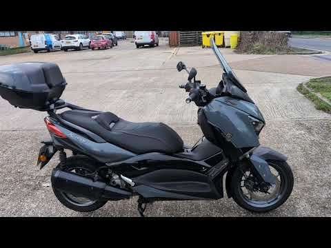 2023 YAMAHA XMAX 300