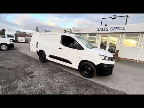 2021 PEUGEOT PARTNER