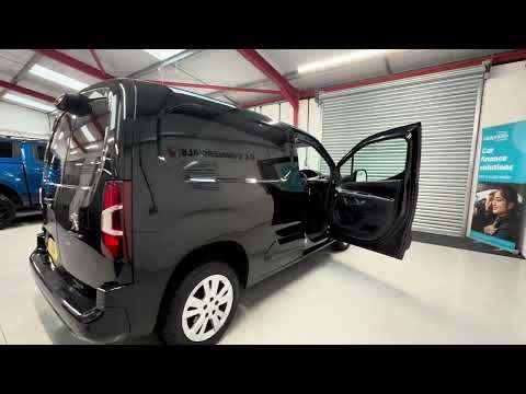 2021 PEUGEOT PARTNER