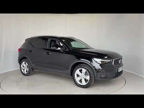 2023 VOLVO XC40