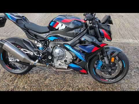 2024 BMW M1000R