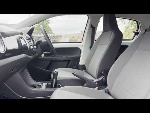 2016 VOLKSWAGEN UP!