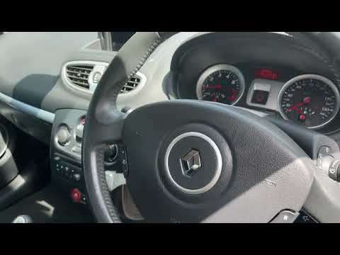 2011 RENAULT CLIO