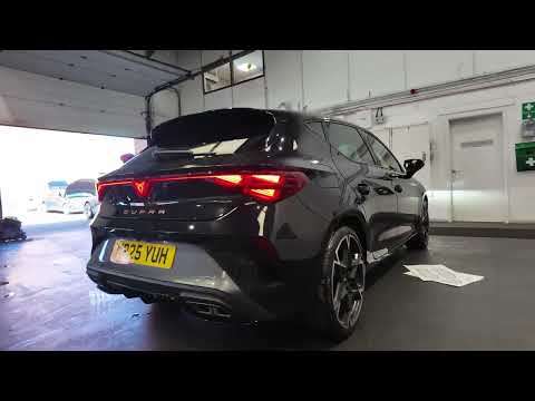 2025 CUPRA LEON
