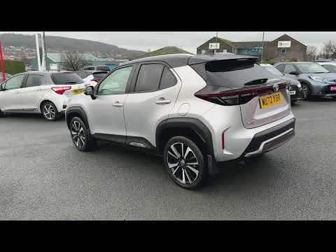 2022 TOYOTA YARIS CROSS