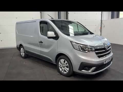 2022 RENAULT TRAFIC