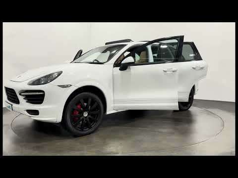 2013 PORSCHE CAYENNE