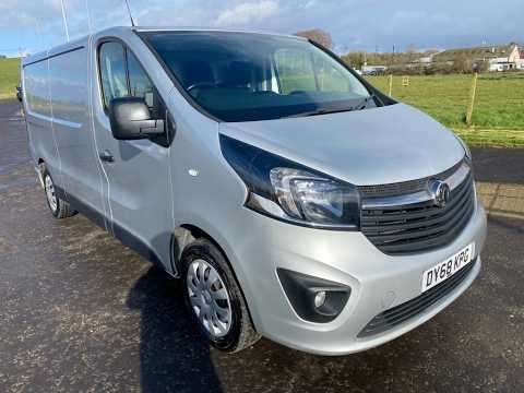 2018 VAUXHALL VIVARO