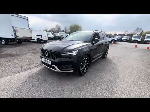 2019 VOLVO XC40