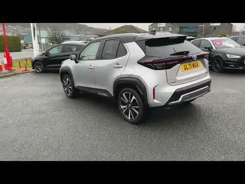 2022 TOYOTA YARIS CROSS