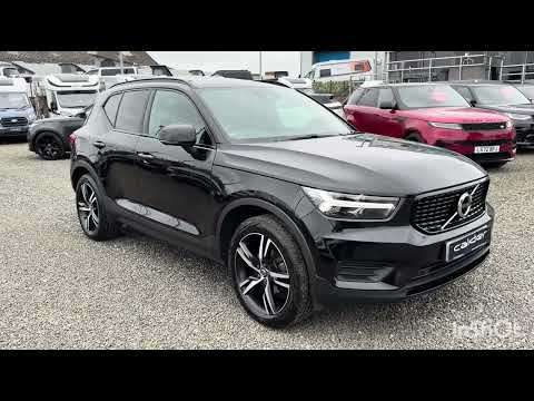 2021 VOLVO XC40