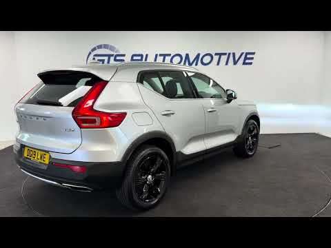 2019 VOLVO XC40