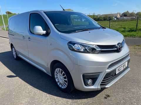 2017 TOYOTA PROACE