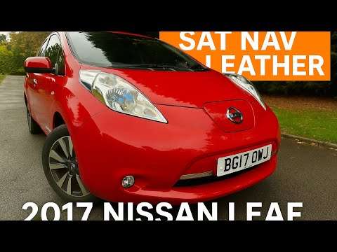 2017 NISSAN LEAF