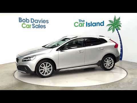 2018 VOLVO V40 CROSS COUNTRY