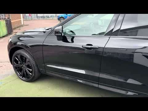 2025 VOLVO XC60