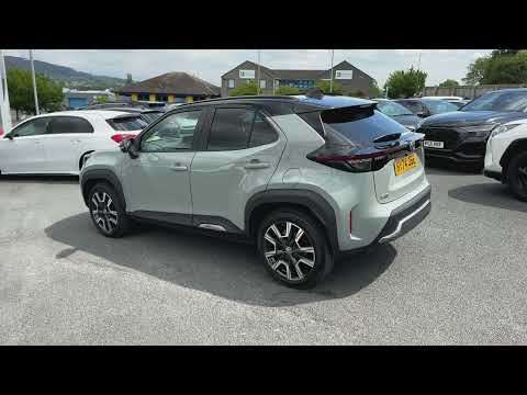 2024 TOYOTA YARIS CROSS