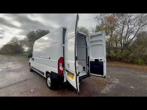 2022 VAUXHALL MOVANO