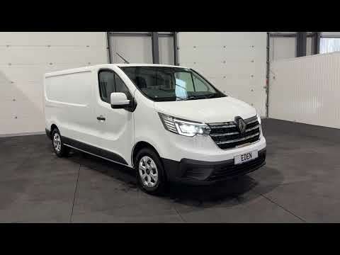 2025 RENAULT TRAFIC