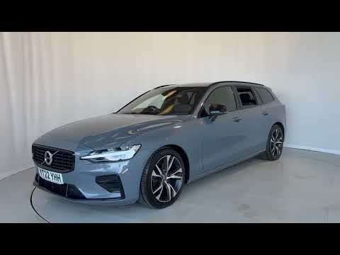 2022 VOLVO V60