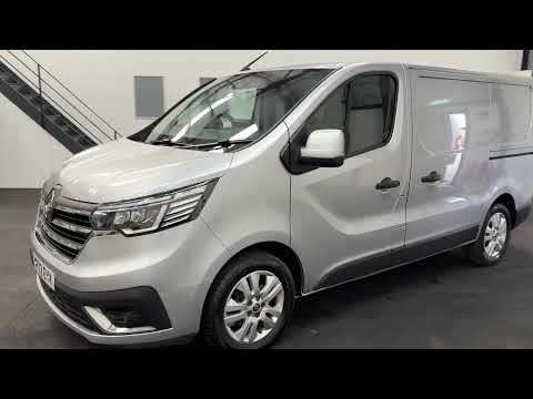 2022 RENAULT TRAFIC