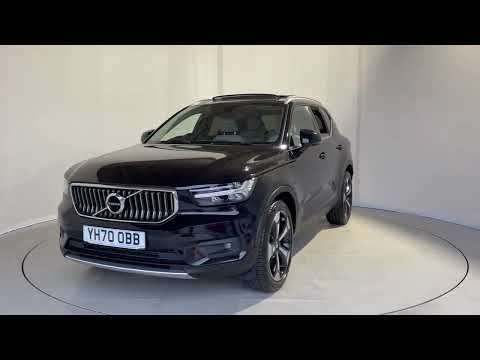 2020 VOLVO XC40