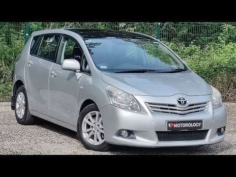 2011 TOYOTA VERSO