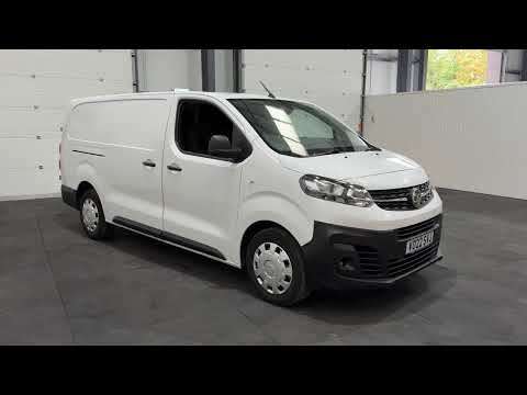 2022 VAUXHALL VIVARO