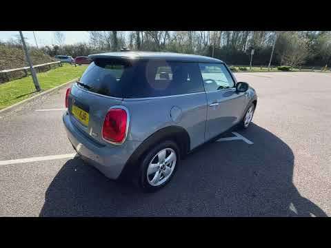 2017 MINI HATCH