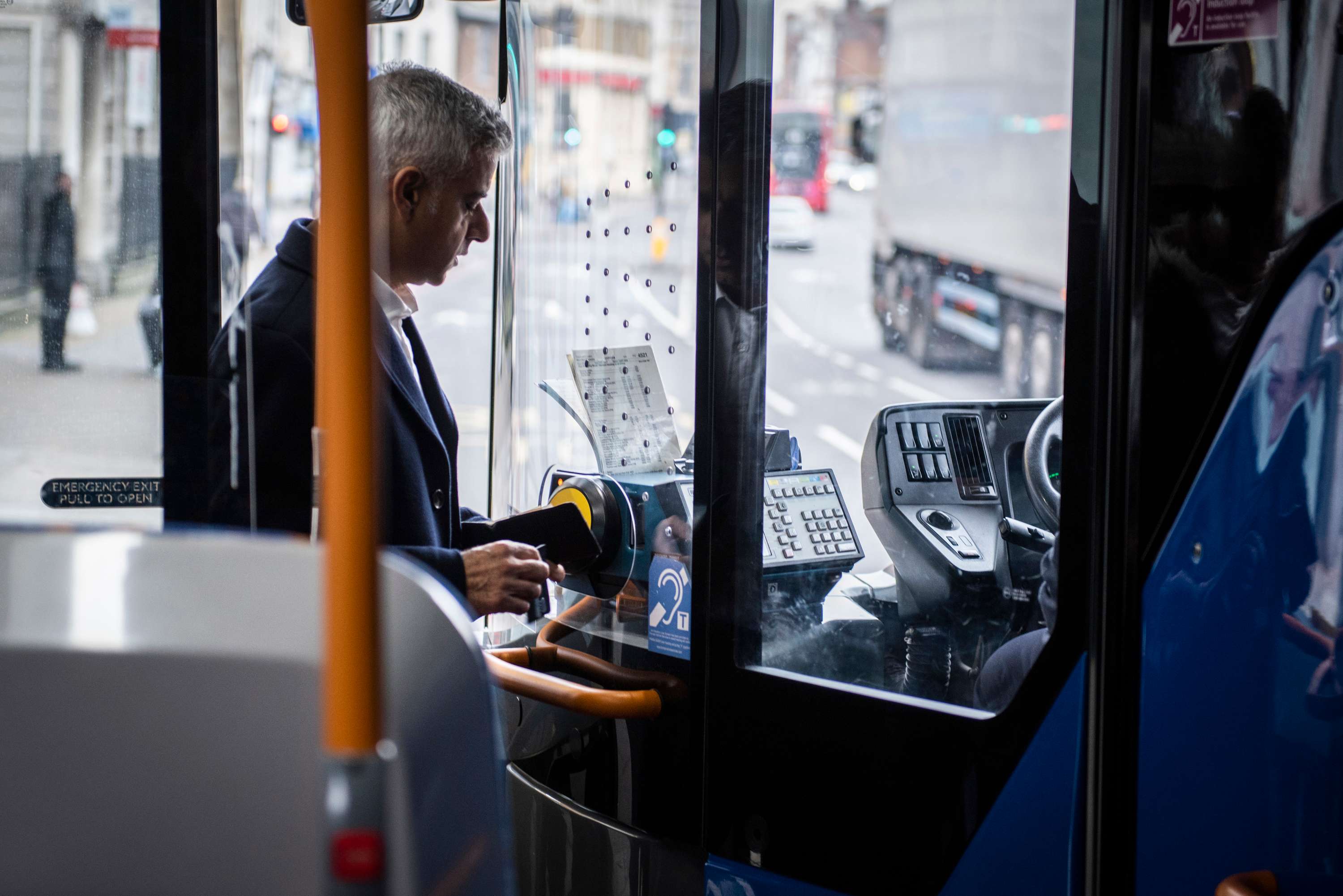 ASA Finds GLA’s ULEZ Ad Claim Misleading Regarding Pollution Levels Inside Cars