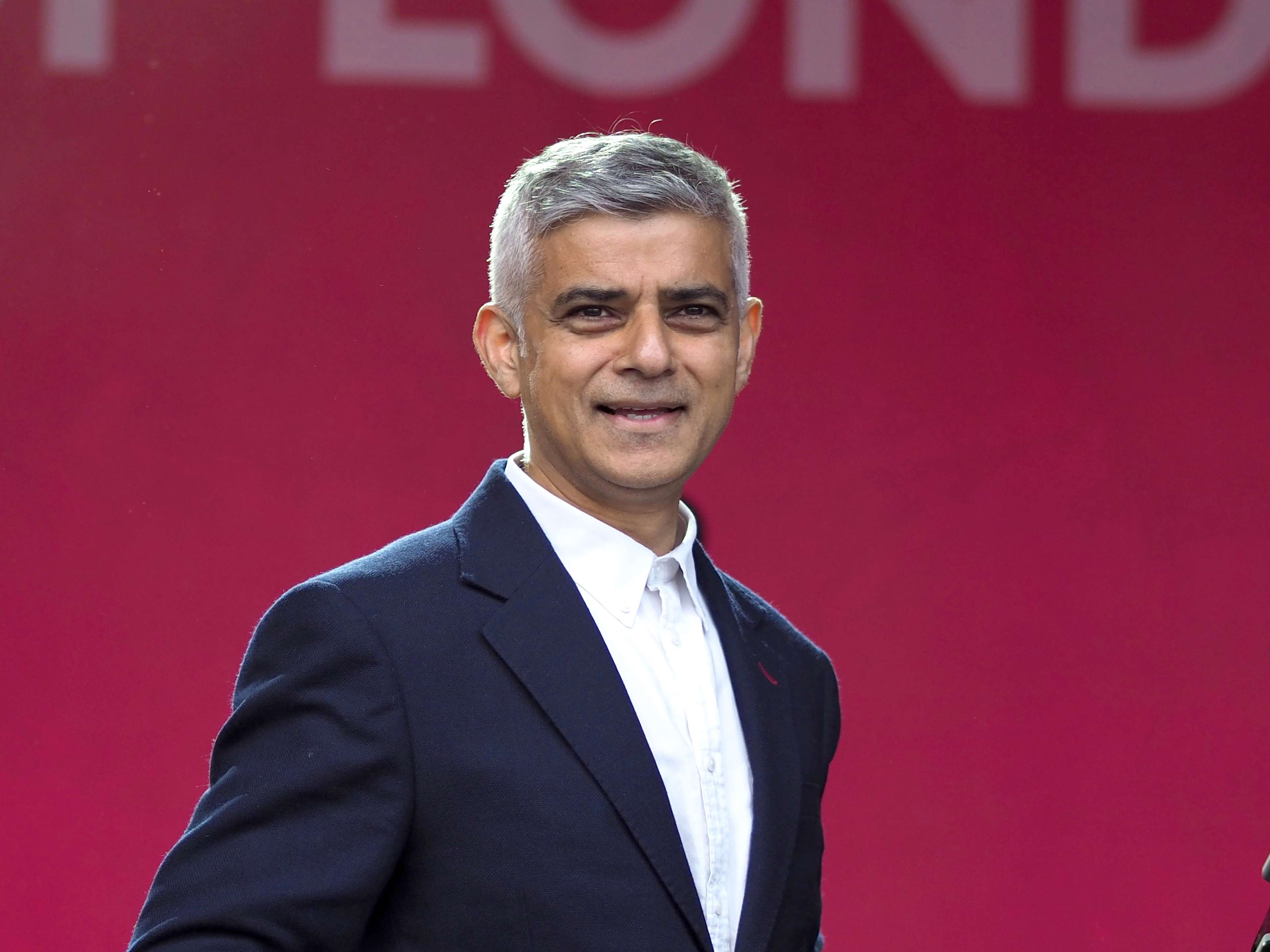 London Mayor's ULEZ Rules Block Car Donations to Ukraine Frontline, Sparking Outrage