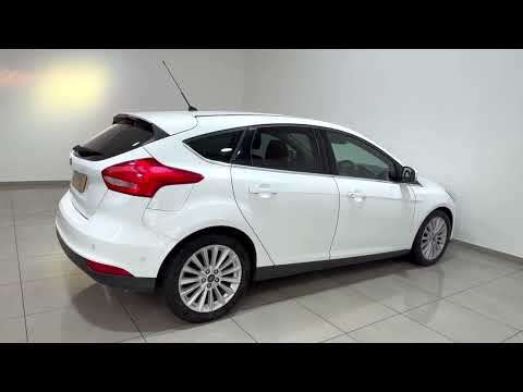 2015 FORD FOCUS