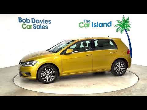 2017 VOLKSWAGEN GOLF
