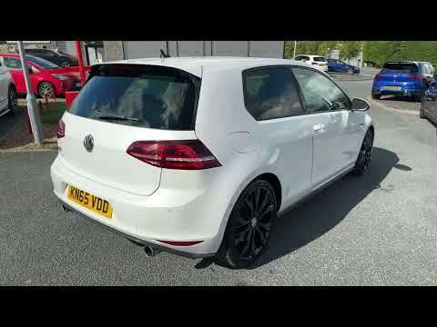 2015 VOLKSWAGEN GOLF