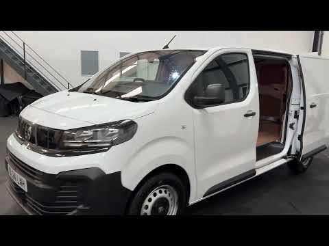 2024 VAUXHALL VIVARO