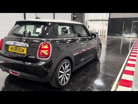 2019 MINI HATCH