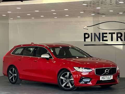 2017 VOLVO V90