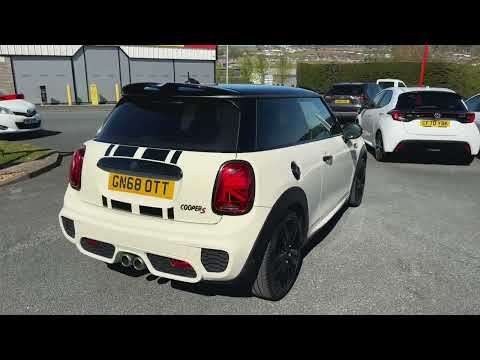 2018 MINI HATCH