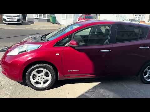 2015 NISSAN LEAF