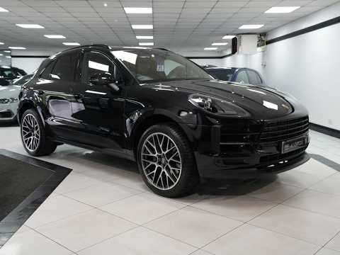 2019 PORSCHE MACAN