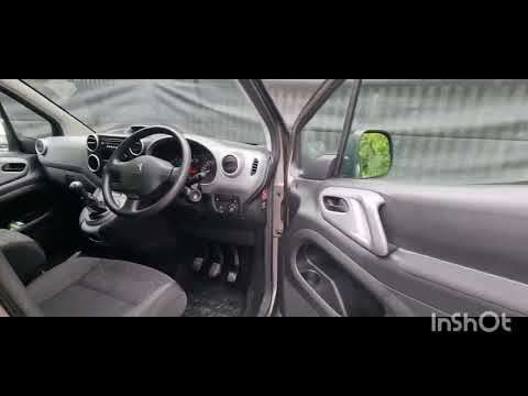 2017 PEUGEOT PARTNER TEPEE