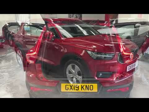 2019 VOLVO XC40
